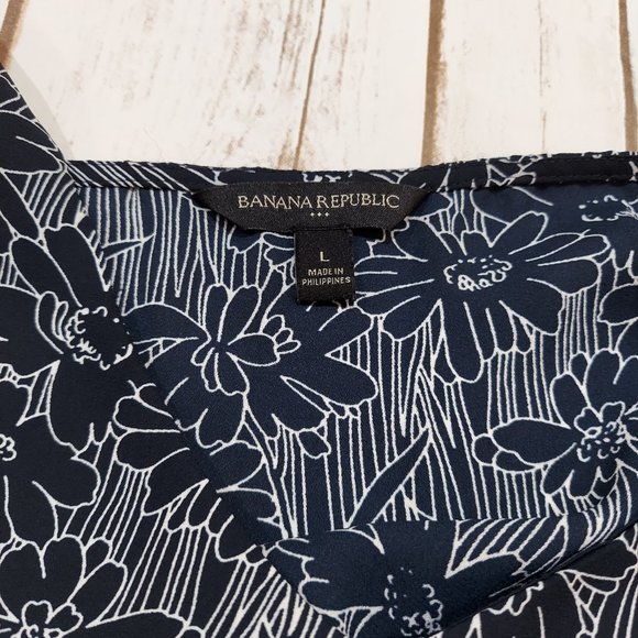 Banana Republic Floral Tank - Picture 11 of 12